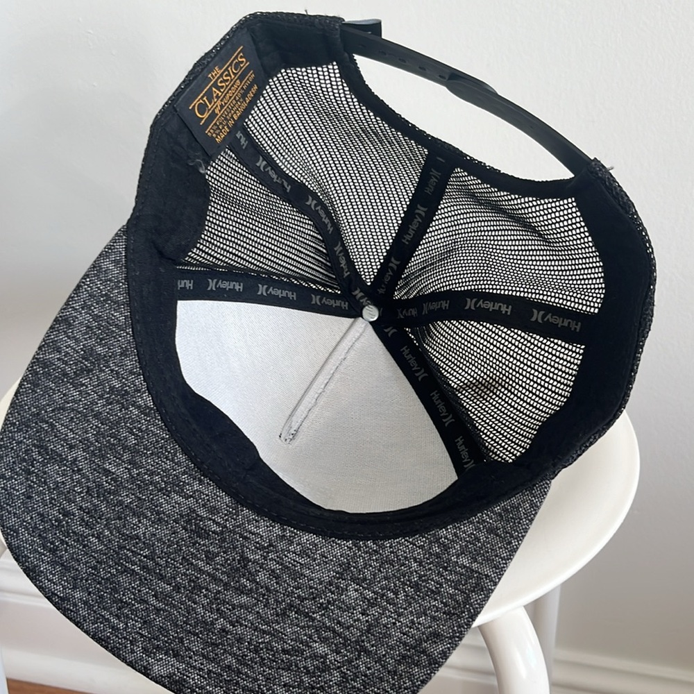 Hurly Trucker Cap - Picture 6 of 7